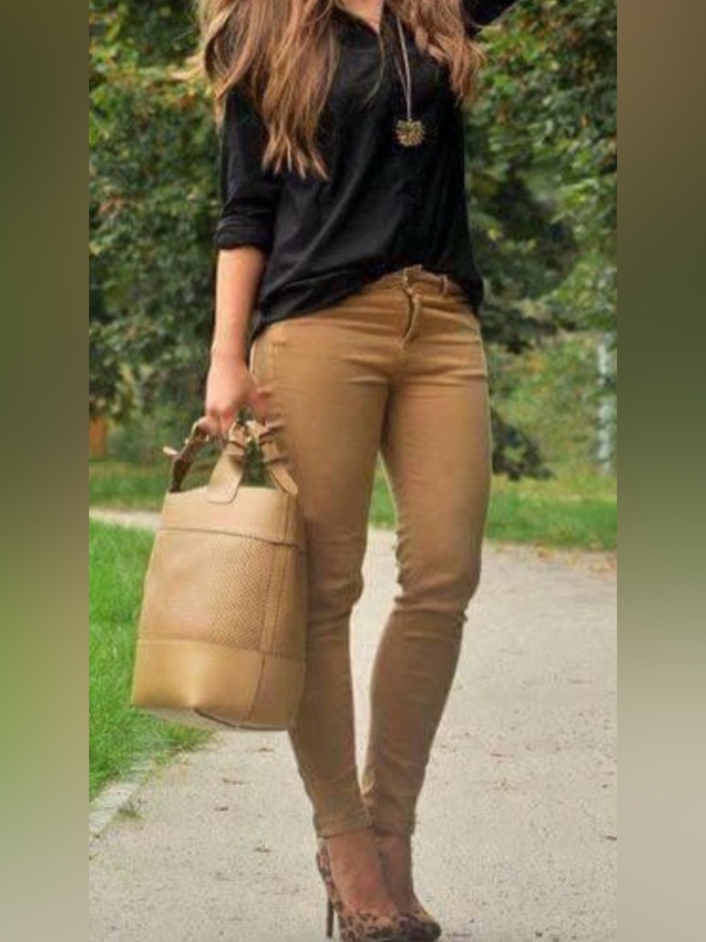 Sonoma Skinny stretch Pants in light Tan color size 4P